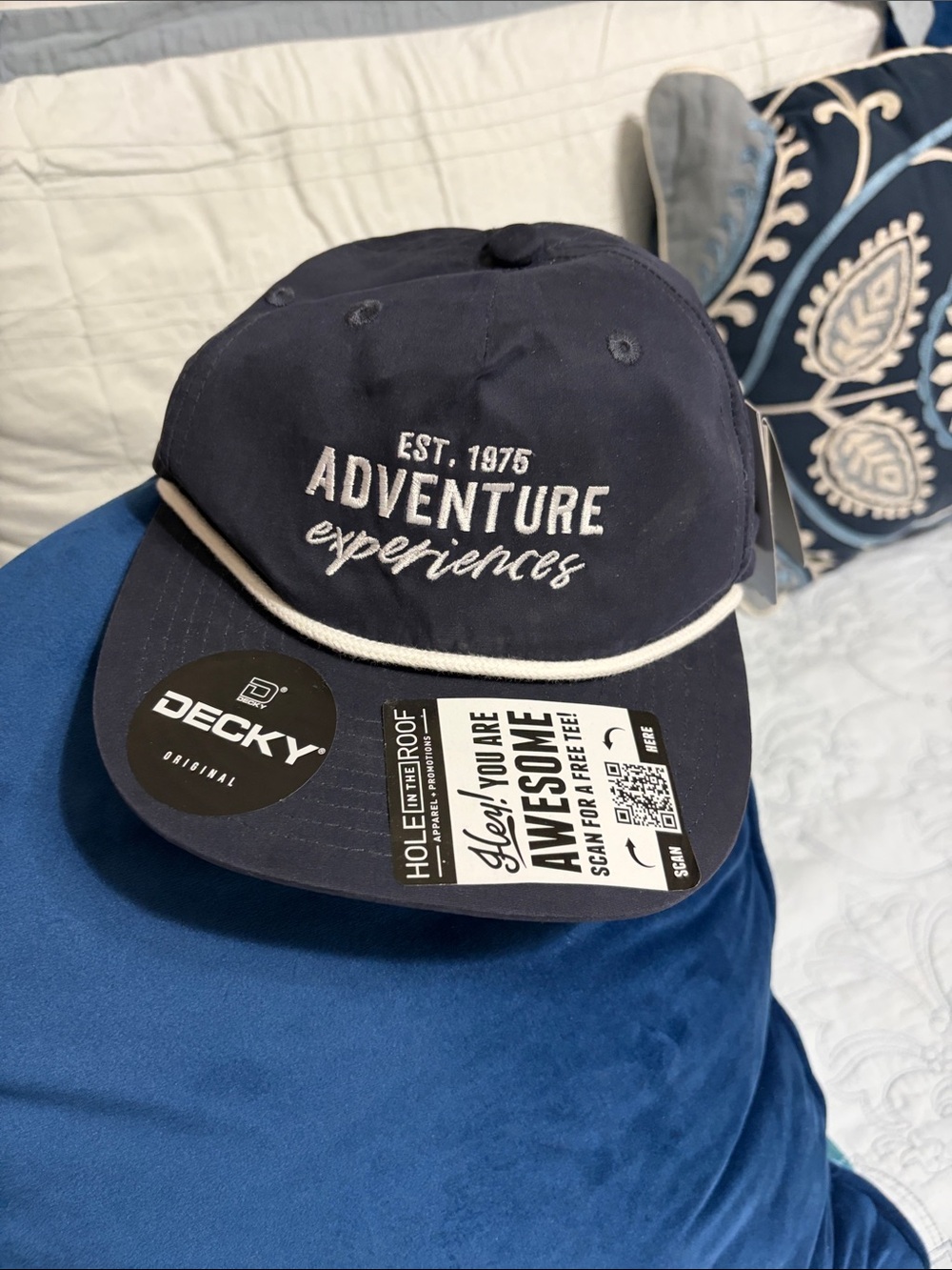NWT Navy blue Decky rope snapback hat -Cap Embroidered "Adventure experiences"